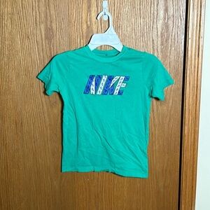 Nike green graphic short sleeve T-shirt